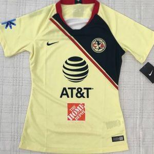 Nike Women’s Club America Soccer Jersey Size Small